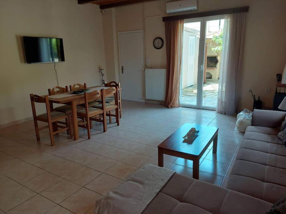 Holiday home Anna's House Anavyssos